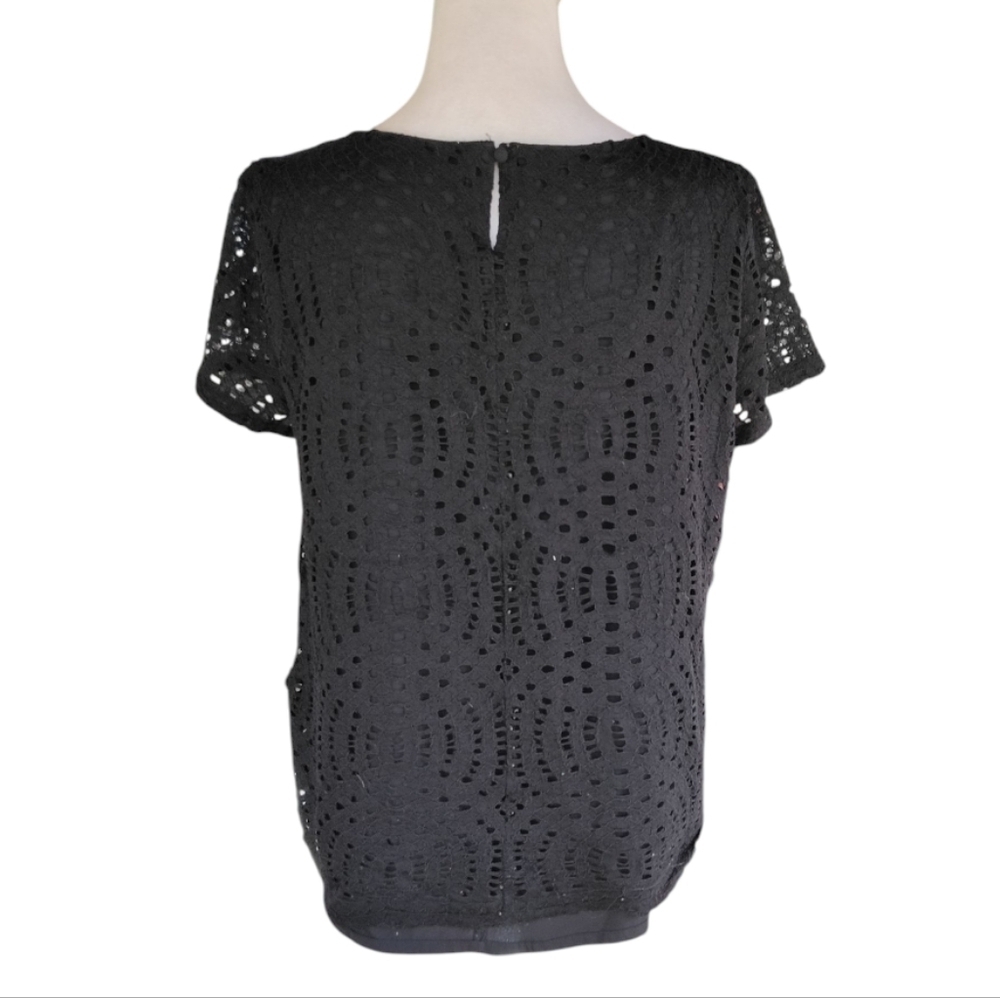 J. Crew Black All Over Eyelet Detail Blouse Top Keyhole In Back Size 8 - Picture 4 of 7